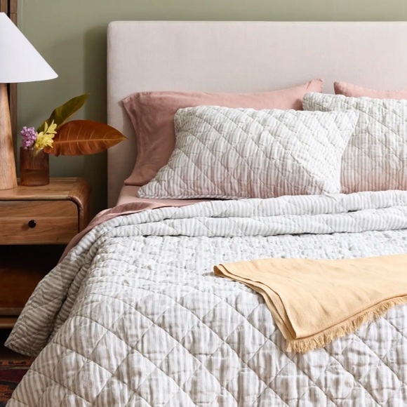 NWOT QUINCE European Linen Stripe Quilted Sham Set MIST stripe 1048 - Picture 5 of 9